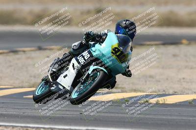 media/Apr-20-2025-CVMA (Sun) [[39090e8767]]/Race 11-500-350 Supersport (Holeshot)/